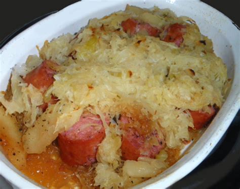 Sausage, Sauerkraut And Apples Recipe - Genius Kitchen