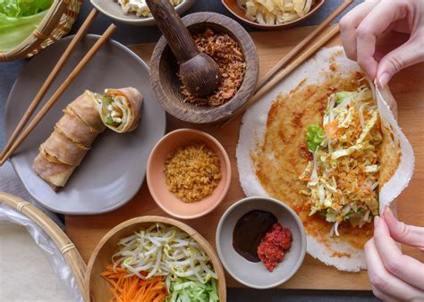 8 Best Popiah Spots In Singapore For Freshly Made Rolls Honeycombers