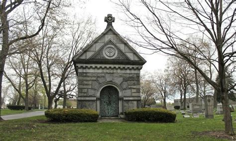 Meet 8 Of The Influential People In Detroit History Buried In Elmwood