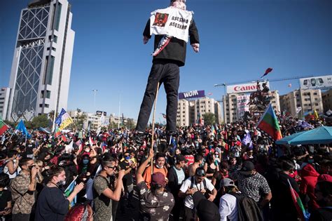 Chile: One Year Later, the Revolt Against Piñera Remains Massive ...