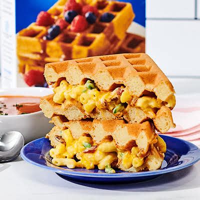 Bacon Mac & Cheese Waffle Sandwiches | Krusteaz