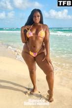 Hillory Fields Sexy Poses Flaunting Her Hot Bikini Body In A Photoshoot