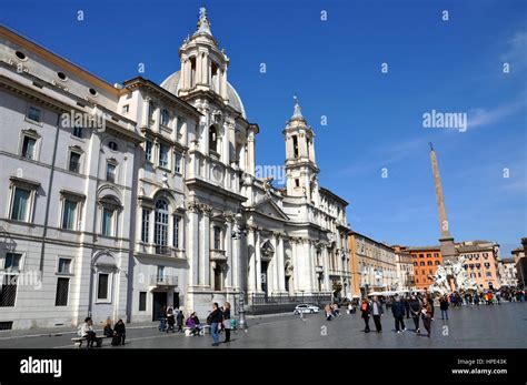 Rome Italy March 13 2016 Tourists Visiting Piazza Navona With The