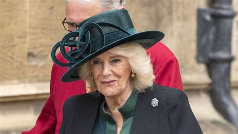 Ephraim Hardcastle First Class Queen Camilla Uses Second Class Stamps