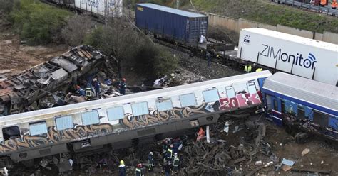 Detenido El Jefe De La Estaci N Tras El Choque De Trenes En Grecia Que