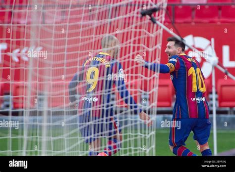 Lionel Messi Barcelona Goal Hi Res Stock Photography And Images