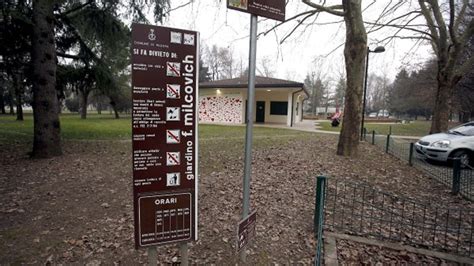 Lite Con Accoltellamento Fra Stranieri Al Parco Milcovich All Arcella A