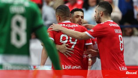 Benfica Vence Sporting Na Luz E Empata A Final Do Playoff De Futsal