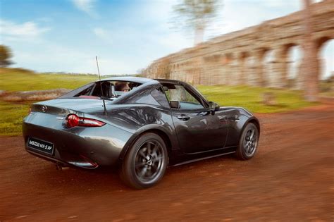 מאזדה MX-5 - מבחן דרכים (RF, גג קשיח)