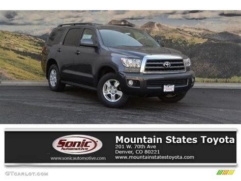 2017 Magnetic Gray Metallic Toyota Sequoia SR5 4x4 121824313 Photo 10