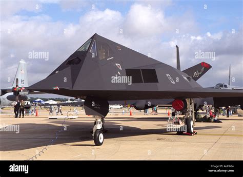 F 117 Nighthawk