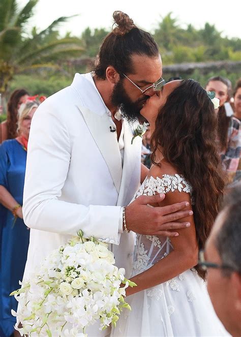 Victorias Secret Angel Lais Ribeiro Marries Nba Star Joakim Noah In