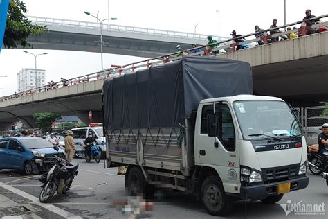 Hà Nội Tai nạn liên hoàn trên đường Giải Phóng 1 người tử vong tại chỗ