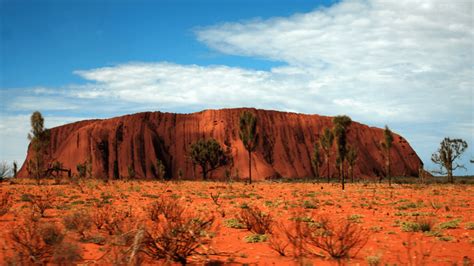 Perth To Uluru Charter Scenic Flights Fly Legendaire