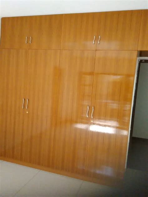 Plywood Wooden Wardrobe Shutter Wooden Loft Covering With Locker At