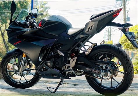 Bảng giá xe CBR150R mới nhất tháng 3 2024