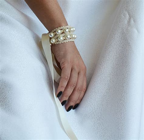 Pearls Wedding Cuff Bridal Pearl Cuff Wedding Bracelet Etsy