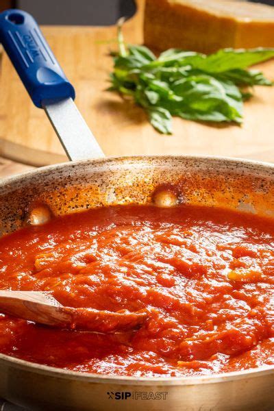 Easy Marinara Sauce Never Buy Jarred Sauce Again Sip And Feast