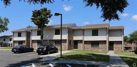 Centennial Townhouses West Apartments In Jacksonville Fl