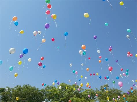 Ballons Luftballons Himmel Kostenloses Foto Auf Pixabay