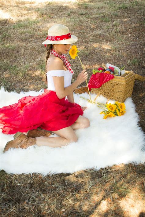 Riley Reid Picnic In France Porn Pic