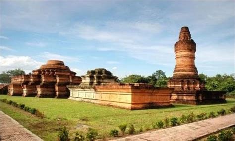 Destinasi Wisata Budaya Candi Muaro Terbesar Terindah Terawat Dan