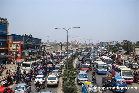 इन्धनको मूल्यसँगै ह्वात्तै बढ्यो सार्वजनिक यातायातको भाडा कहाँको कति