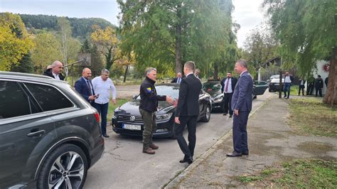 MUP Tuzlanskog Kantona Prezentovao Nova Oklopna Vozila Foto Tuzla L VE