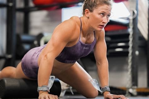 Crossfit Champion Tia Clair Toomey Shares A Gruelling Workout Womens