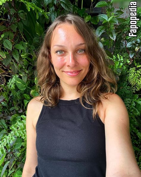 Sabrina Outdoor Nude Leaks Photo 5996755 Fapopedia