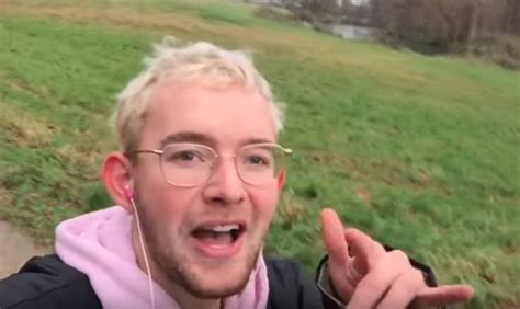 Juicy Gay Cringe Compilation Video Rap De