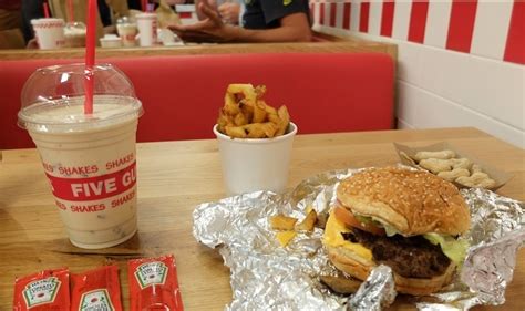 Five Guys Restaurants In Bercy Paris