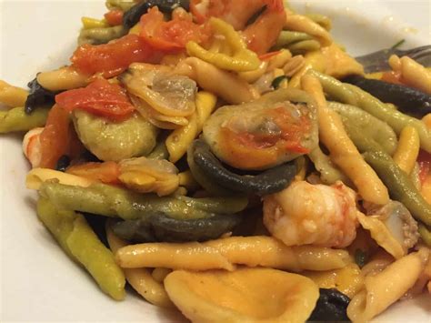 Pasta Colorata Con Vongole E Gamberi Recette24