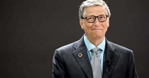 Bill Gates Donates 20000 Million Dollars To His Foundation And Plans