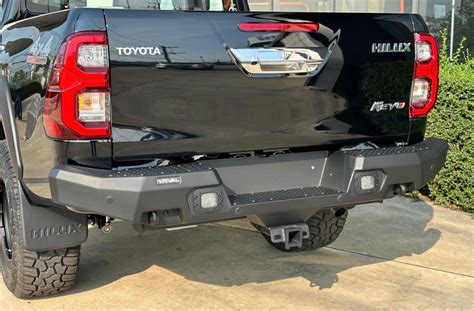 Defensa Trasera Toyota Hilux Vigo Revo Rocco Iguana 4x4