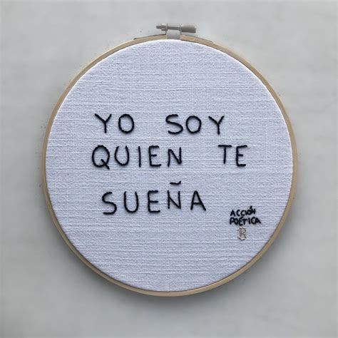 No te pierdas este artículo de mi tienda de etsy Frase Yo soy quien