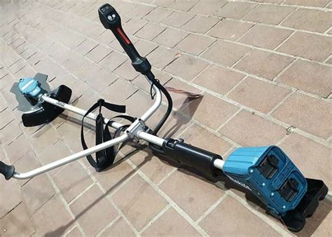 Makita DUR368AZ Akku-Freischneider +++ im Test
