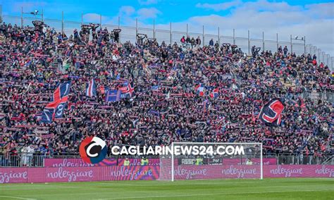 Milan Cagliari Oltre 600 I Tifosi Accorsi A San Siro Per Supportare La