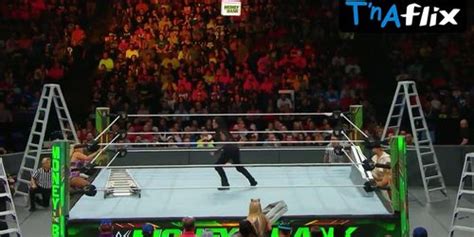 Natalya Neidhart Bikini Scene In Total Divas Tnaflix