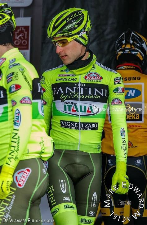 Pin By Alb On C Sports Cycling Outfit Lycra Men Men In Tight Pants