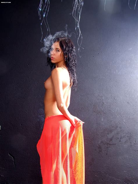 Smoke City Free Gallery Picture B From Hot Nude Brunette Smoker Smoke City