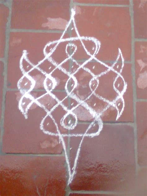 Kundhavi Kolams Simple Sikku Kolam Kolam5