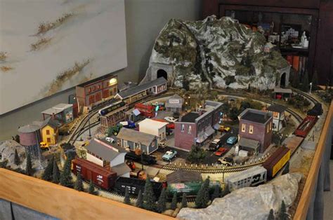 S scale train layouts - Model railroad layouts plansModel railroad ...