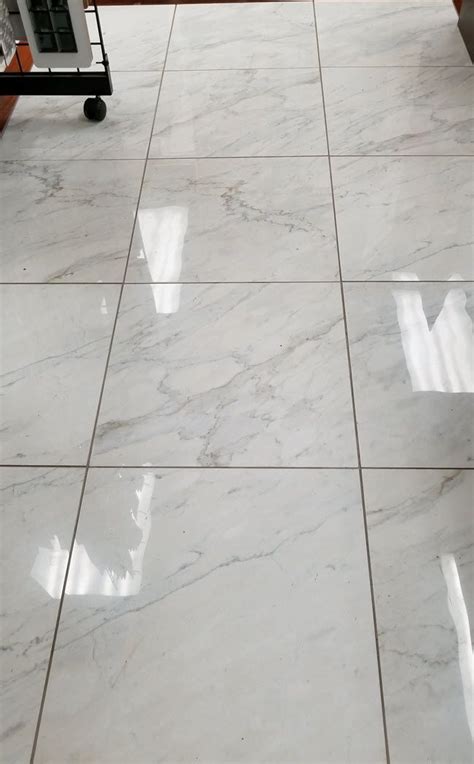 Porcelain Floor Tile Looks Like Marble A Luxurious Alternative Edrums