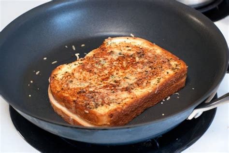 Garlic Parmesan Grilled Cheese Sandwiches Best Crispy Grilled Cheese