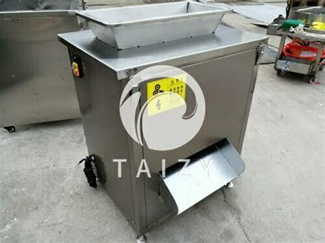 Automatic fish cutting machine for slicing, filleting, stripping