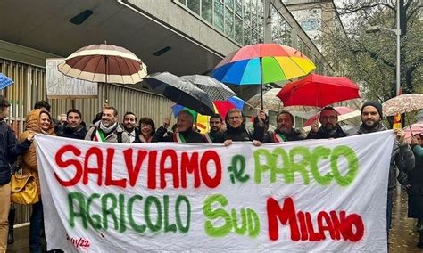 Salviamo Il Parco Agricolo Sud Milano I Sindaci Del Sudmilano Sotto