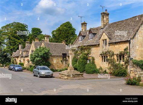 Stanton Cotswolds Village Uk Stock Photo Alamy