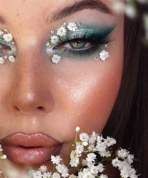 Sweet Mint Makeup