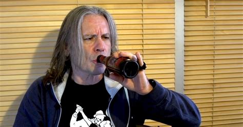 Bruce Dickinson Apresenta Sun And Steel A Nova Cerveja Do Iron Maiden